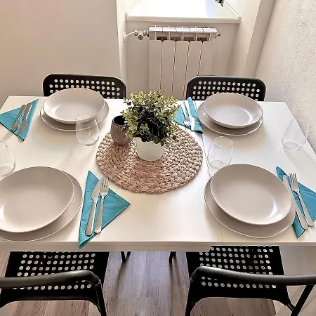 Stuparich House Триест